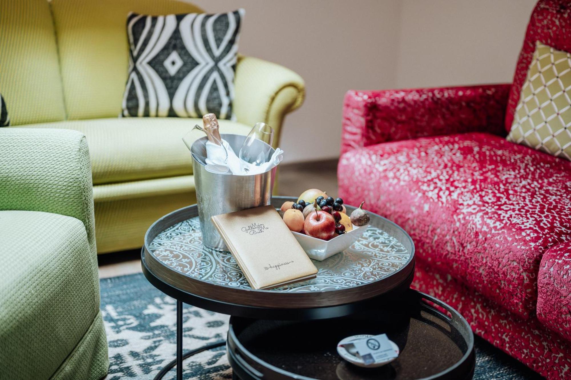 Hotel Goldener Berg Лех ам Алберг Екстериор снимка