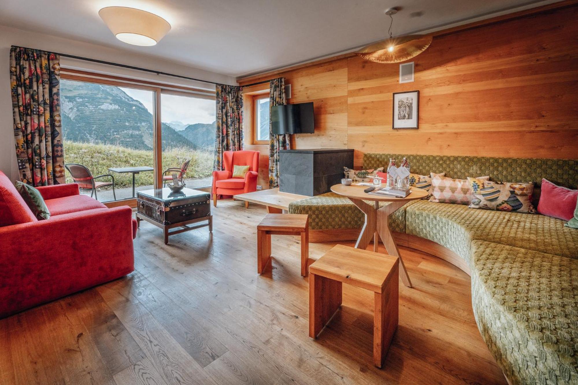 Hotel Goldener Berg Лех ам Алберг Екстериор снимка