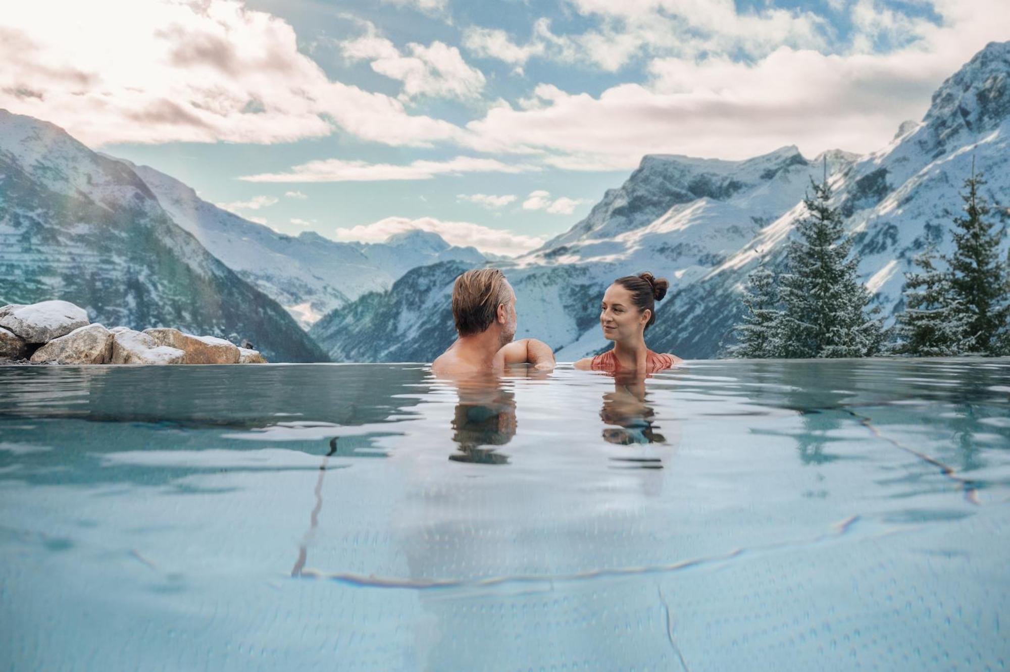 Hotel Goldener Berg Лех ам Алберг Екстериор снимка