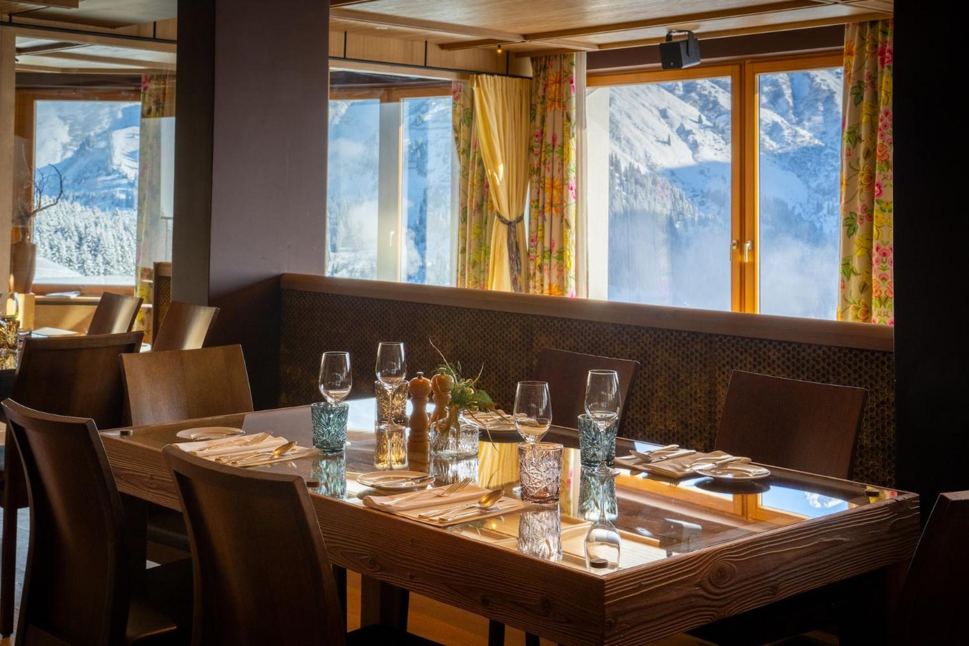 Hotel Goldener Berg Лех ам Алберг Екстериор снимка