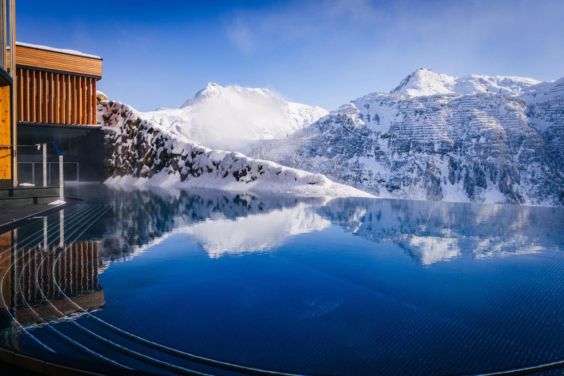 Hotel Goldener Berg Лех ам Алберг Екстериор снимка